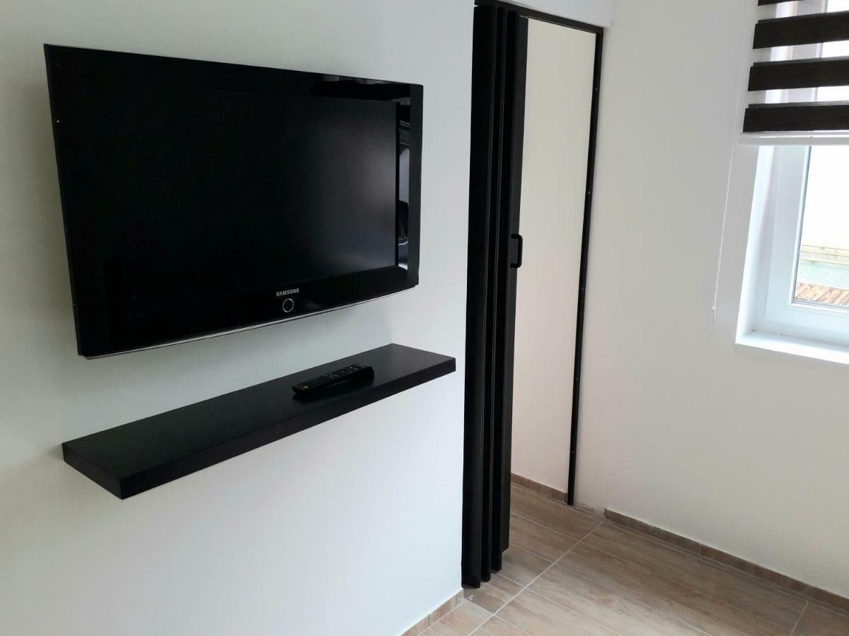 Mahala Apartments - Free Garage Sarajevo Ngoại thất bức ảnh
